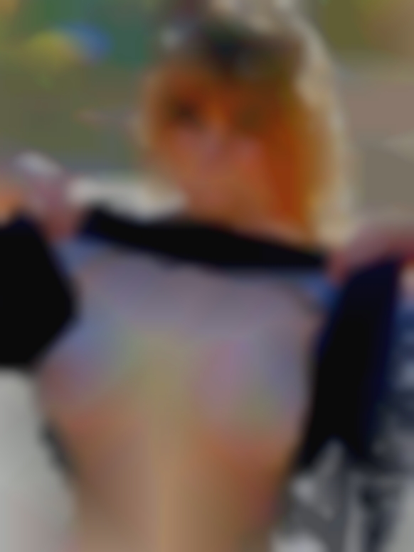 I'm looking men women site and couples online (man.